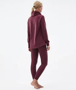 Snuggle W 2022><noscript><img width=